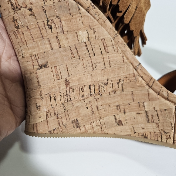 Philosophy Alberta di Ferretti Gold Suede Fringe Ankle Strap Wedge Sandals - Picture 5 of 11